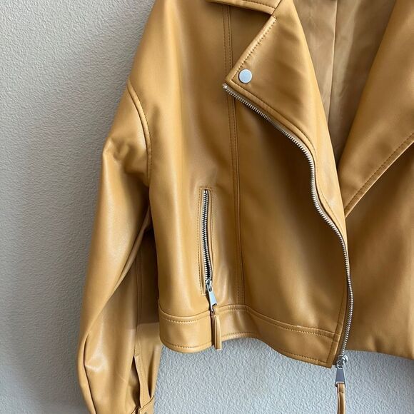 Express Cropped Faux Leather Moto Jacket - Picture 3 of 7